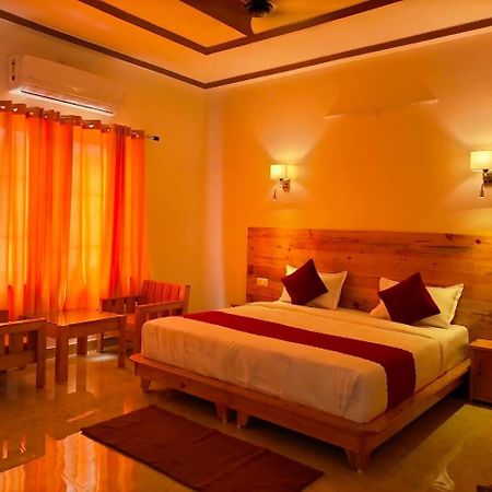 Вілла Panchakarma Retreat - Earth Roots Ayurveda Рішикеш Екстер'єр фото